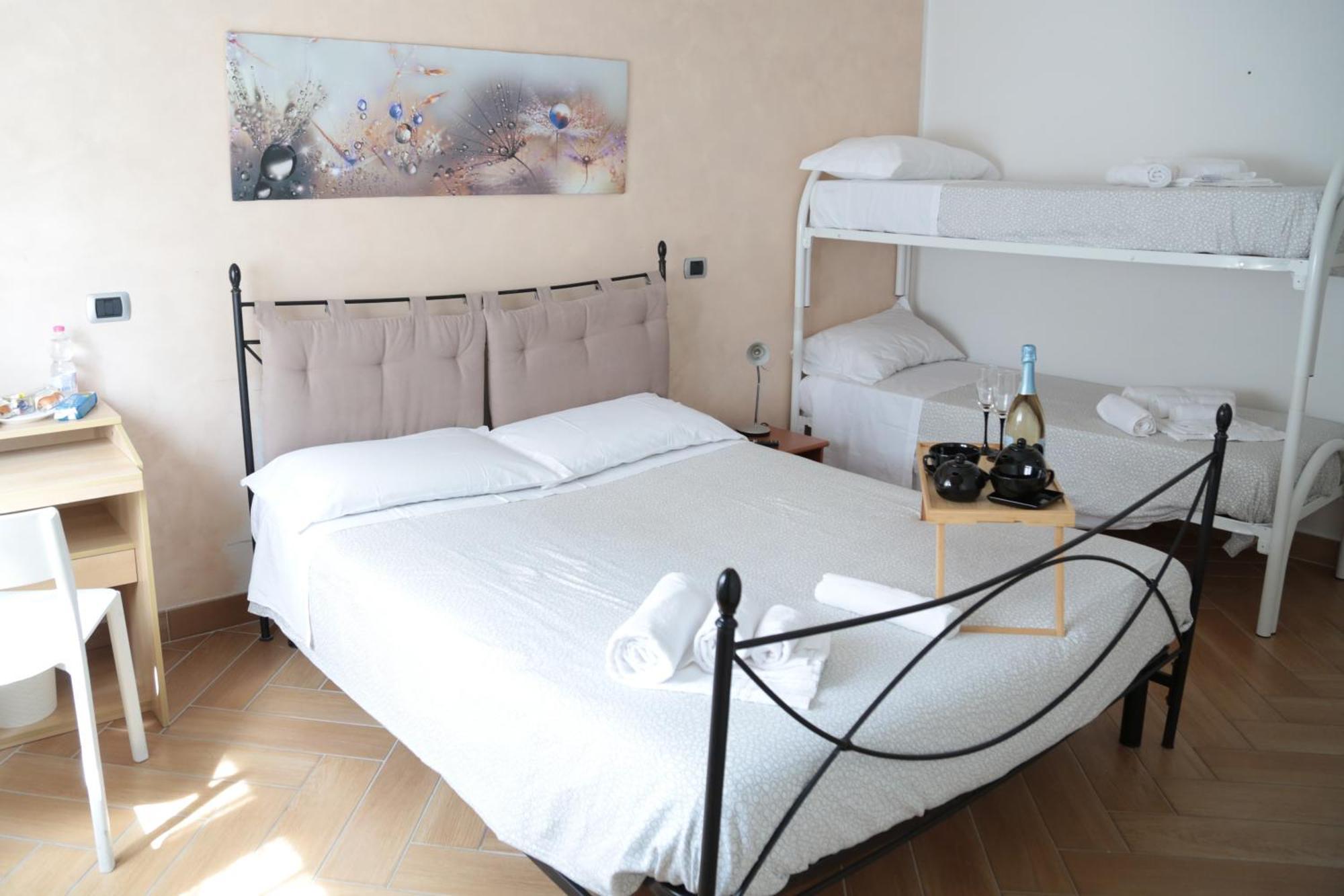 רג'ו אמיליה Guest House Simonazzi מראה חיצוני תמונה